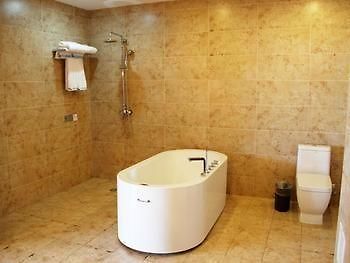 Longda Hot Spring Hotel Tianjin Exterior photo